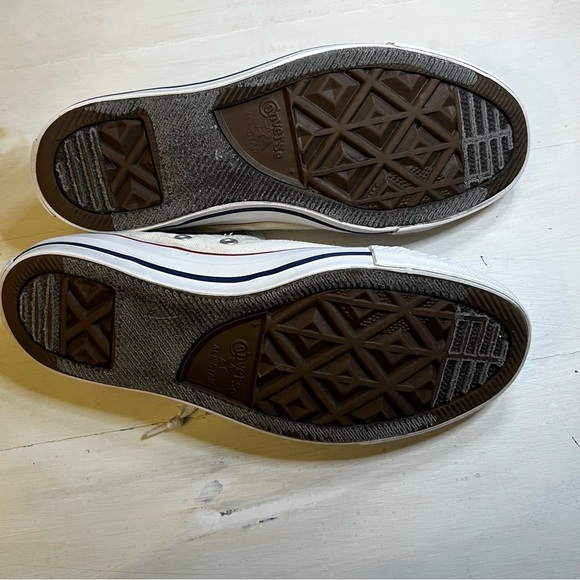 Converse White All Star Sneakers size 6 - Picture 6 of 7